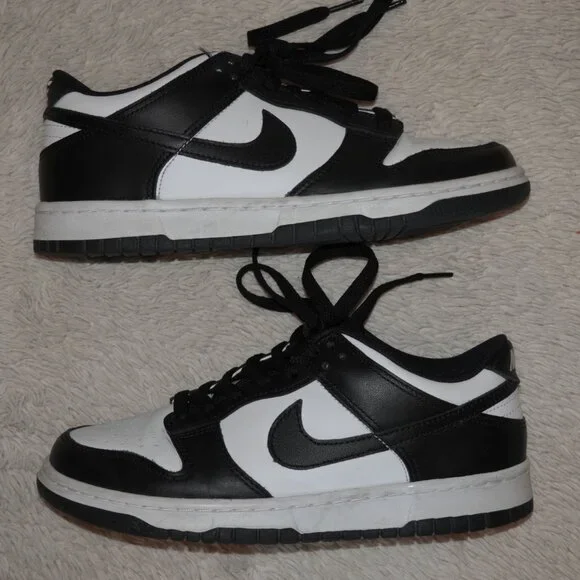 Youth Size 6 Nike Dunk Low, White and Black, Like New! - Picture 2 of 9